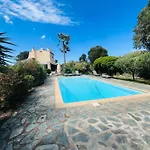 Piscine Villa Calvi (Corsica)