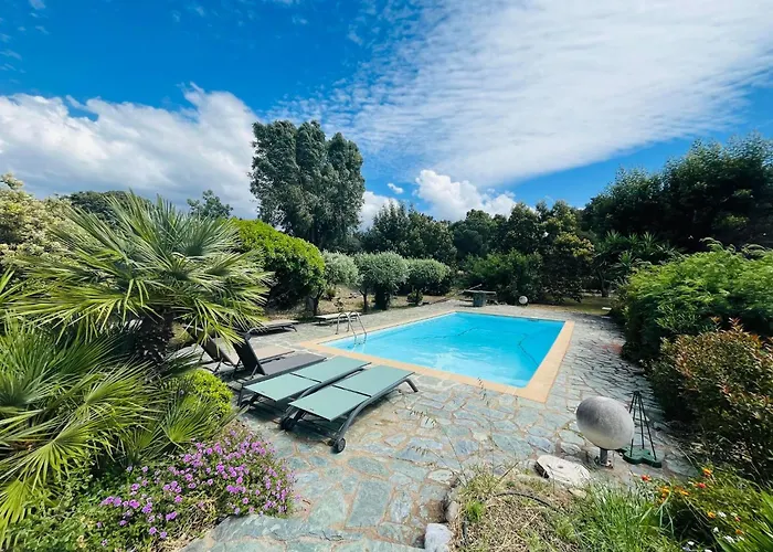 Piscine Calvi (Corsica)