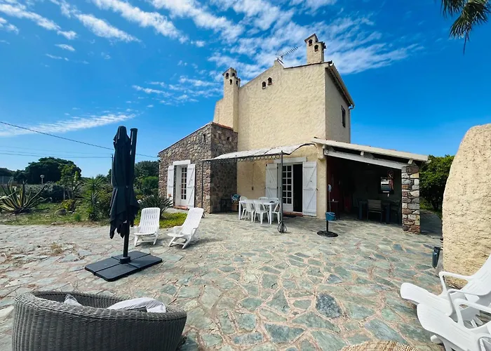 Piscine Calvi (Corsica)